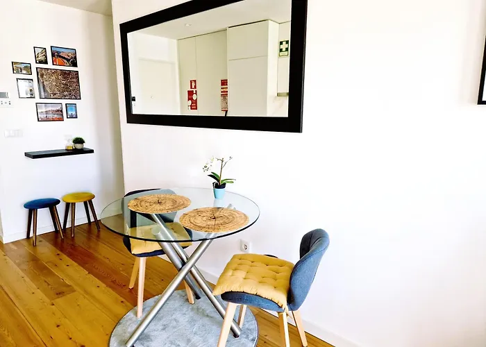 Trindade Balcony Apartment